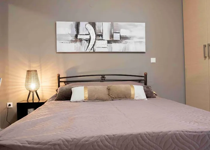 View Nefelis Boutique γ2 Sparta